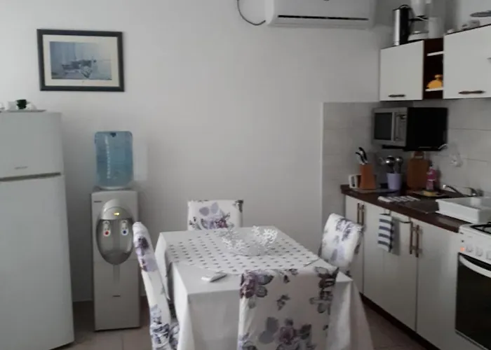 Iris Sabunike * Privlaka (Zadar)