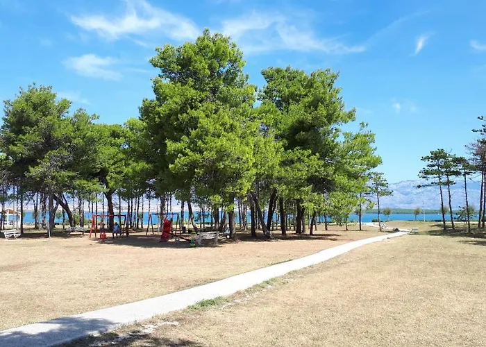 Apartament Iris Sabunike