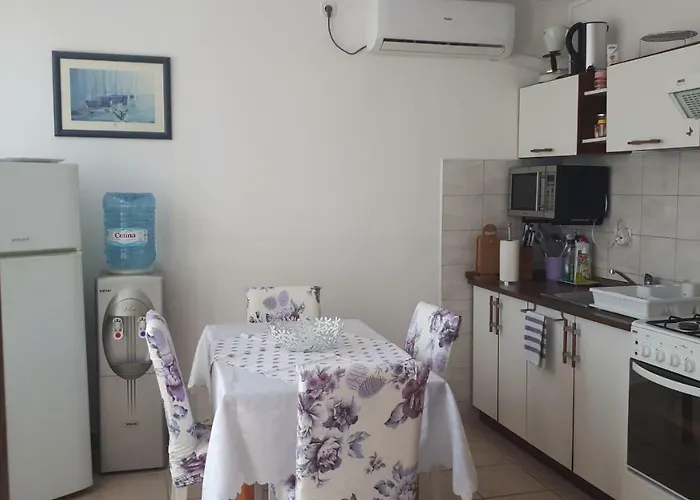 Iris Sabunike Apartament *