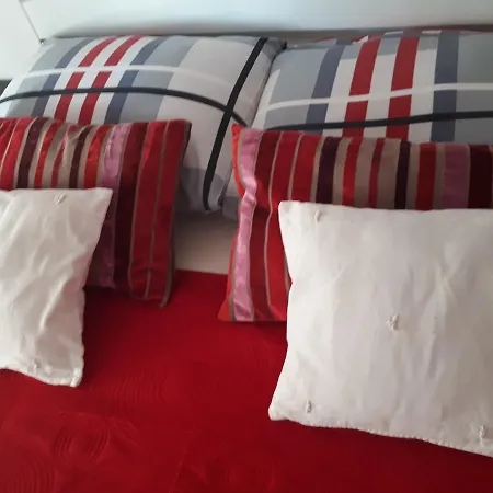 Iris Sabunike Apartment Privlaka (Zadar)