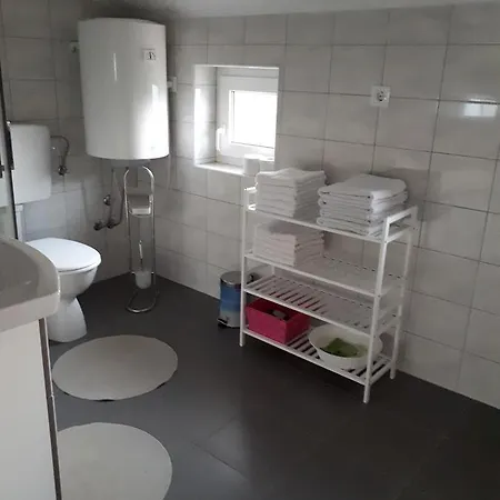 Apartment Iris Sabunike