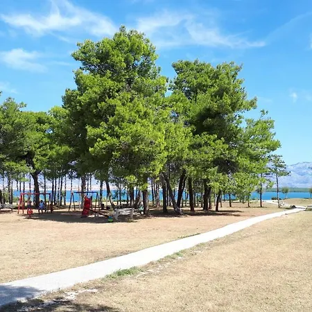 Apartment Iris Sabunike