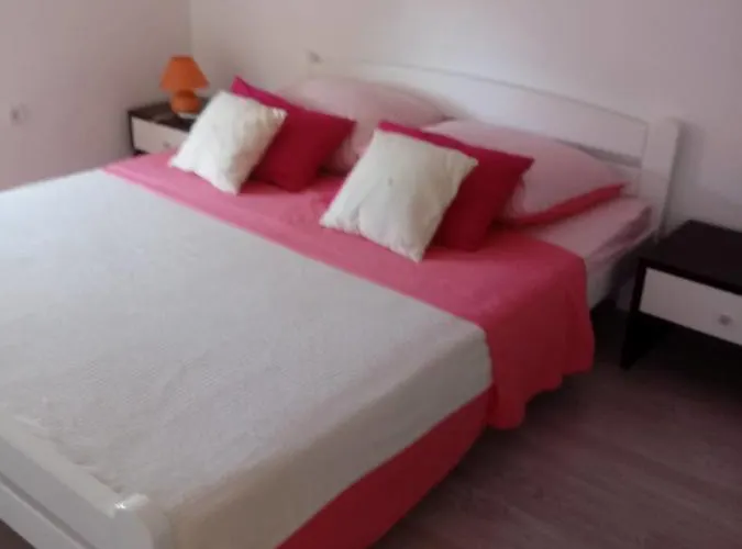 Apartamento Iris Sabunike